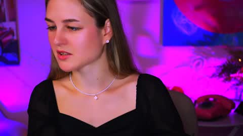 Snapshot of deboralarson chatting on 13, 1, 2025 Debora online show from 13, 1, 2025