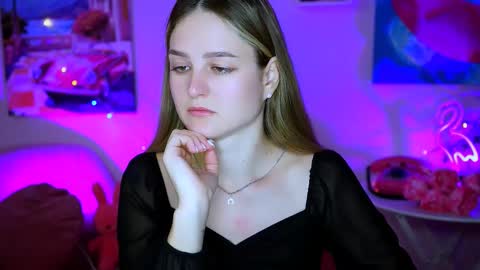 Snapshot of deboralarson chatting on 11, 2, 2025 Debora online show from 11, 2, 2025