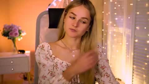Snapshot of deboralarson chatting on 27, 7, 2026 Debora online show from 27, 7, 2026