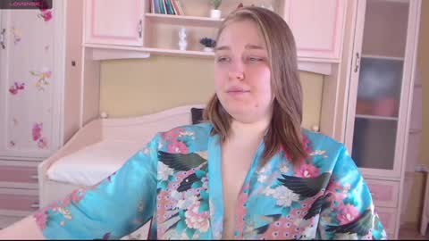 debramust online show from 25, 1, 2025