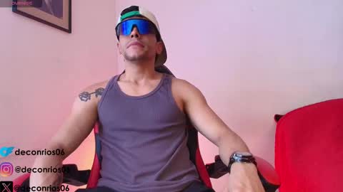 Snapshot of deconrios chatting on 19, 3, 2026 Santiago online show from 19, 3, 2026