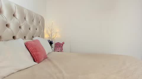 Denise online show from 4, 3, 2025