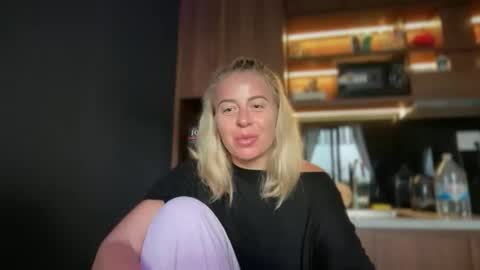 Snapshot of deean12 chatting on 18, 2, 2026 deean12 online show from 18, 2, 2026