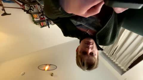 deep_long_vibes online show from 2, 4, 2026