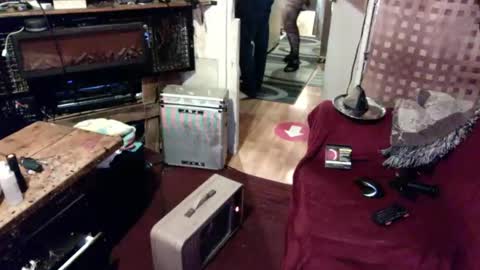 nik and cherry online show from 21, 12, 2024