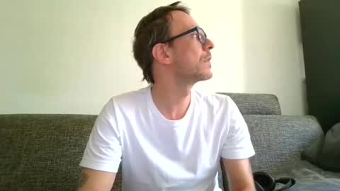 Snapshot of degrandis chatting on 26, 4, 2026 Luka Magic online show from 26, 4, 2026