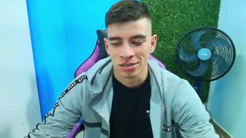 Snapshot of deiby_baby chatting on 9, 2, 2025 DEIBY online show from 9, 2, 2025