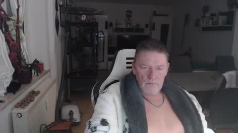 deinprinz2312 online show from 25, 11, 2025