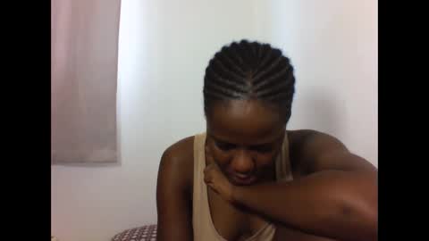 Snapshot of deliciousbabe01 chatting on 6, 5, 2026 EVAH online show from 6, 5, 2026