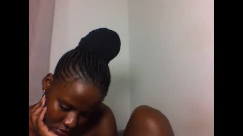 Snapshot of deliciousbabe01 chatting on 26, 5, 2026 EVAH online show from 26, 5, 2026