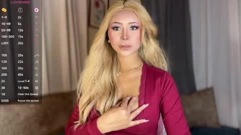 Snapshot of deliciousfaye chatting on 20, 4, 2026 Hello your loving faye 3 online show from 20, 4, 2026