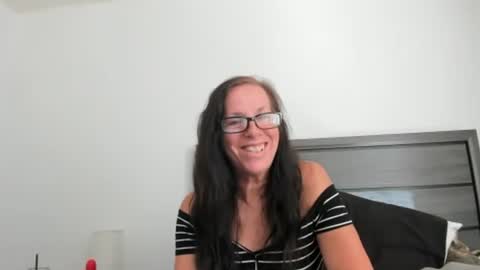 Delicious Peach Goddess online show from 14, 9, 2025