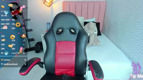 delilah_leone online show from 16, 9, 2025