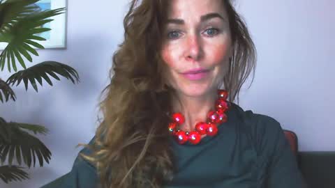 Snapshot of delilah_sweet chatting on 20, 7, 2026 delilah_sweet online show from 20, 7, 2026