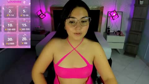 Snapshot of delilaquinn chatting on 4, 3, 2025 delilaquinn online show from 4, 3, 2025