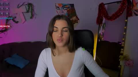 Snapshot of delina_rey chatting on 8, 1, 2026 Deli online show from 8, 1, 2026