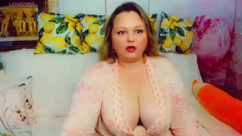 Snapshot of delinnia chatting on 14, 5, 2026 Margo online show from 14, 5, 2026