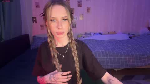 Della online show from 27, 4, 2026