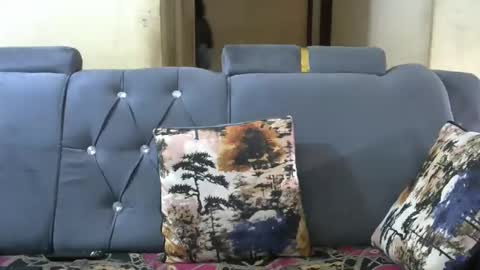 Ginger online show from 25, 2, 2025