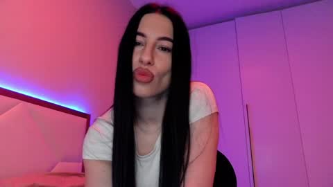 delly_love online show from 9, 4, 2026
