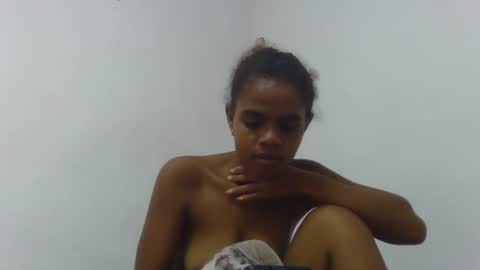 delphine online show from 6, 3, 2026