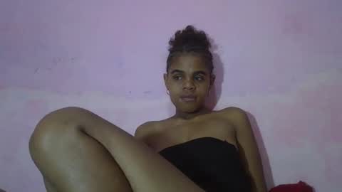 Snapshot of delphineee chatting on 23, 4, 2026 delphine online show from 23, 4, 2026