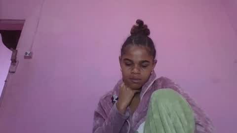 Snapshot of delphineee chatting on 22, 5, 2026 delphine online show from 22, 5, 2026