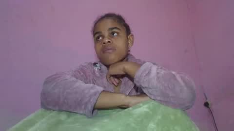 Snapshot of delphineee chatting on 23, 5, 2026 delphine online show from 23, 5, 2026
