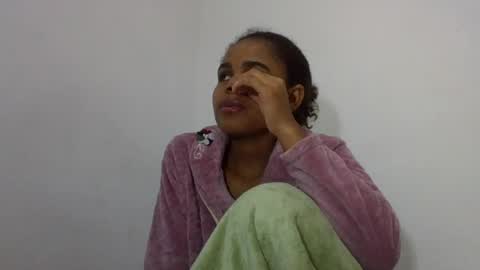 Snapshot of delphineee chatting on 24, 6, 2026 delphine online show from 24, 6, 2026