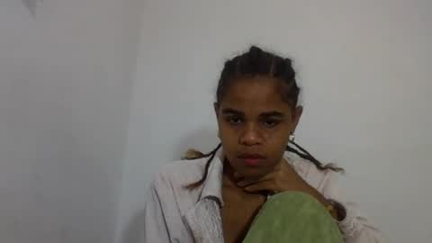 Snapshot of delphineee chatting on 7, 7, 2026 delphine online show from 7, 7, 2026