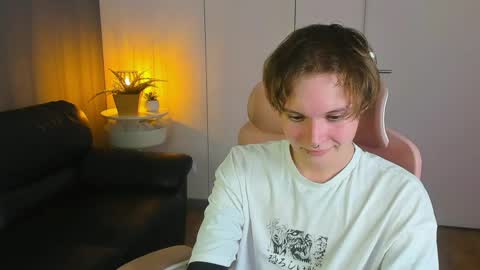 demianenglen online show from 6, 4, 2026