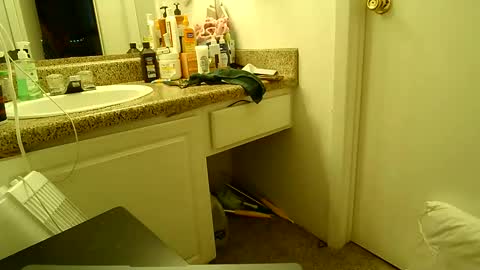 Snapshot of demichocolatekink chatting on 7, 4, 2026 Chocolatekink online show from 7, 4, 2026