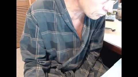 Snapshot of denn_jett chatting on 19, 12, 2025 Den Jet online show from 19, 12, 2025