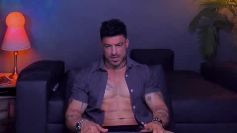 dennis_cox_ online show from 10, 11, 2025