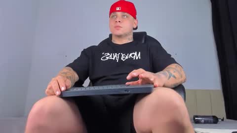 dennis munera online show from 6, 1, 2026