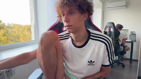 Snapshot of denobluora chatting on 19, 9, 2025 Jasper   online show from 19, 9, 2025