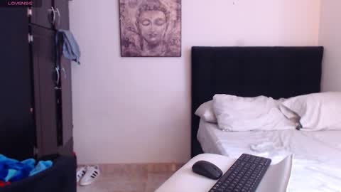 Derek online show from 25, 11, 2025