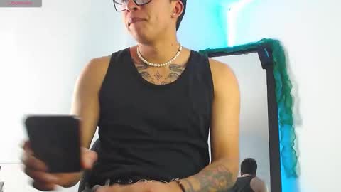 Derek online show from 5, 1, 2026