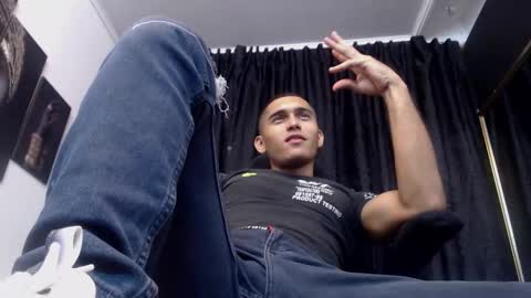 D E R E K online show from 4, 10, 2025