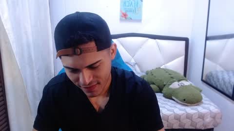 D E R E K online show from 7, 4, 2026