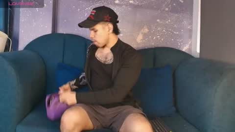derek_voss online show from 1, 7, 2026