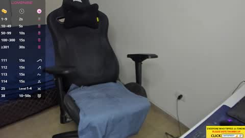 Snapshot of derekcb chatting on 25, 1, 2025 Derekcb online show from 25, 1, 2025