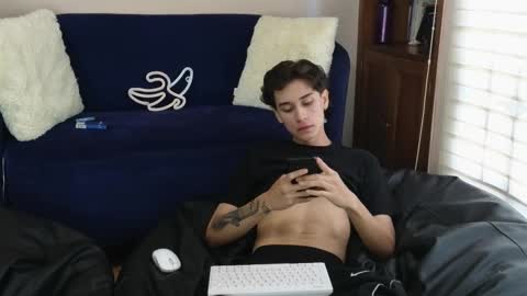 Derek online show from 19, 11, 2025