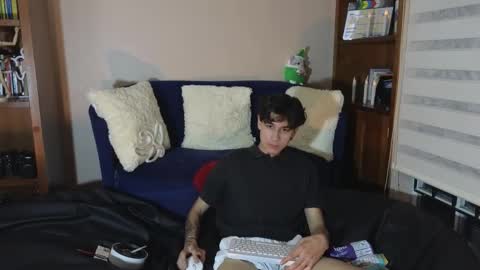 Derek online show from 21, 12, 2025