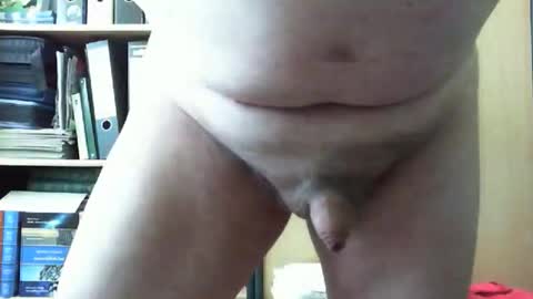 Snapshot of derkleineliebling chatting on 6, 10, 2025 derkleineliebling online show from 6, 10, 2025