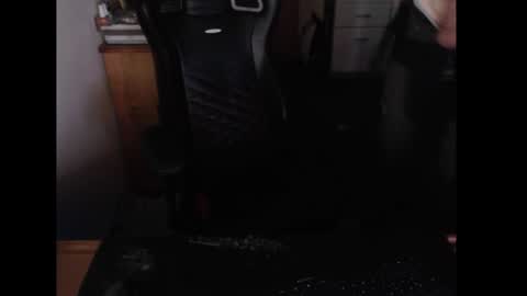 Snapshot of dermattes chatting on 25, 1, 2025 dermattes online show from 25, 1, 2025