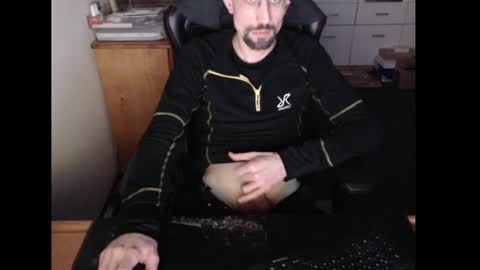 Snapshot of dermattes chatting on 15, 2, 2025 dermattes online show from 15, 2, 2025