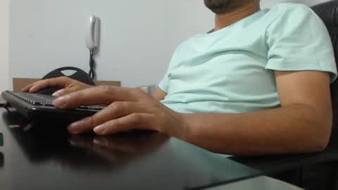     online show from 18, 12, 2024