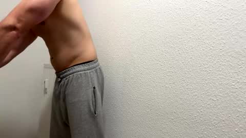 Snapshot of dertom_xxx chatting on 21, 11, 2025 Tom online show from 21, 11, 2025