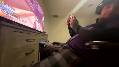 Snapshot of desertadventurer25 chatting on 25, 1, 2025 desertadventurer25 online show from 25, 1, 2025